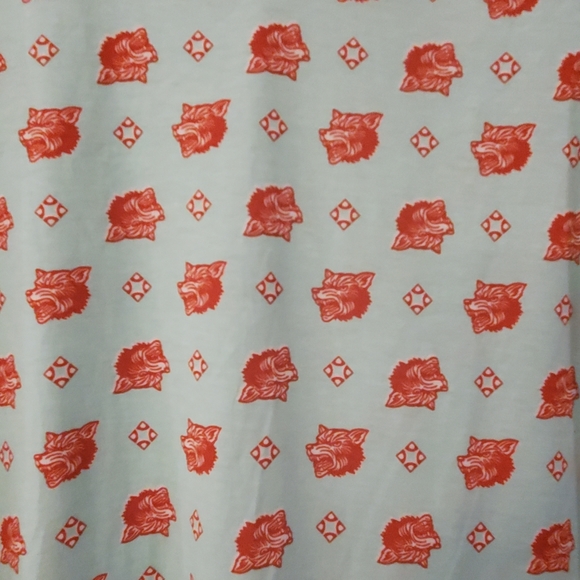 Lularoe Christy T short sleeve V neck wolves M NWT - Picture 2 of 6